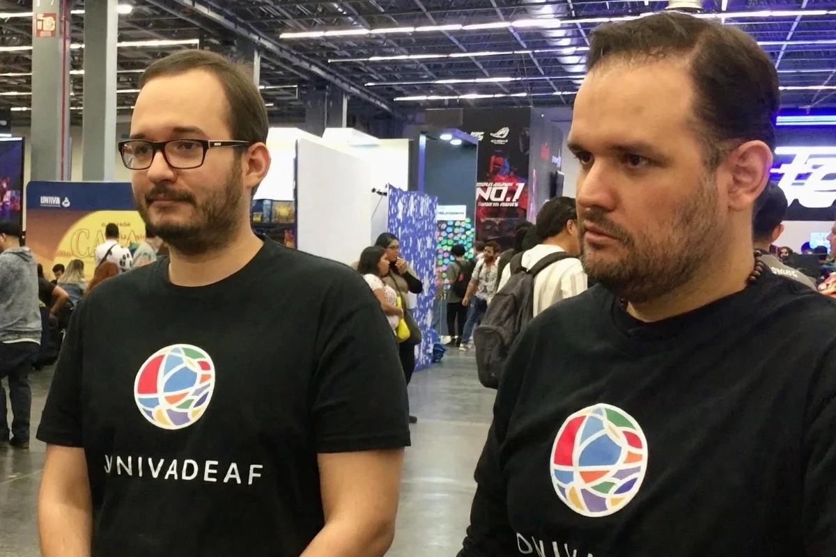 Hermanos sordos crean traductor mundial de señas y luchan por conservar la vista