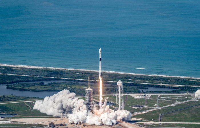 SpaceX en Unsplash